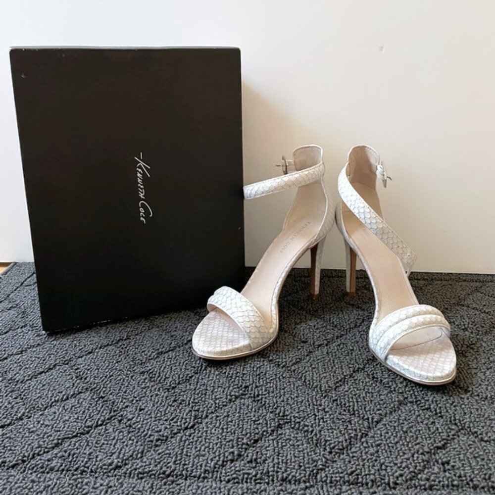 Kenneth Cole Brooke Sandal, Open toe heels